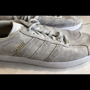 Adidas mens leather gazelle 10.5 gray
